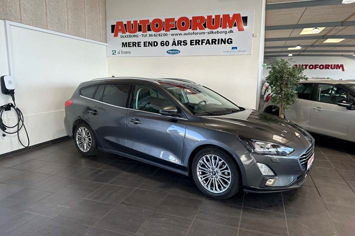 Grå Ford Focus fra 2020