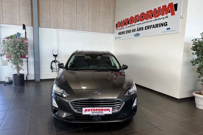 Grå Ford Focus fra 2020
