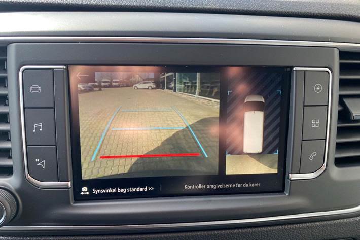 Hvid Opel Vivaro-e fra 2025