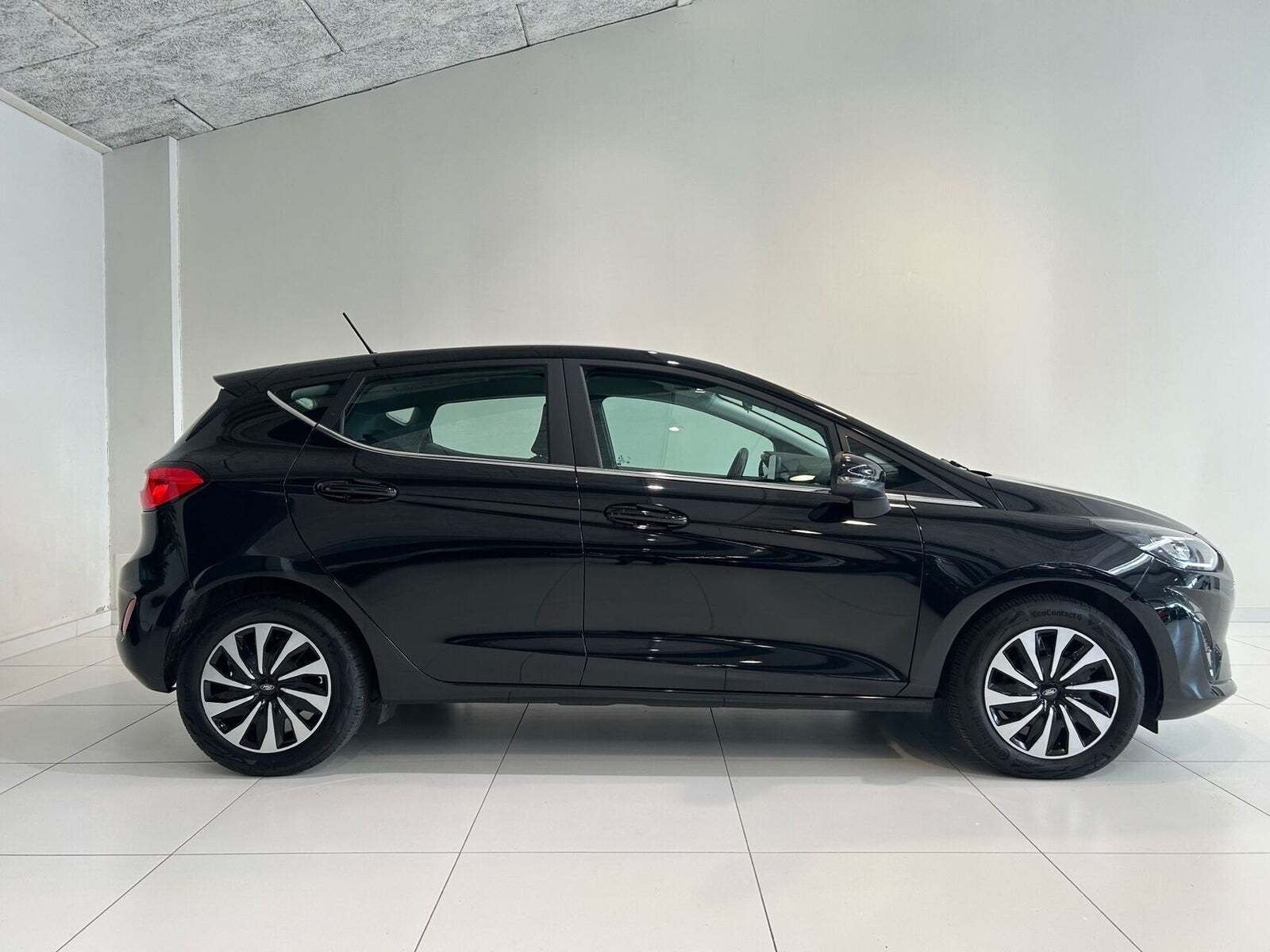 Ford Fiesta 1,0 EcoBoost mHEV Titanium