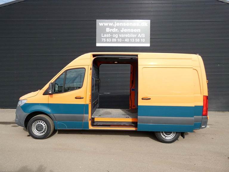 Mercedes Sprinter 316 2,2 CDi A2 Kassevogn aut. RWD