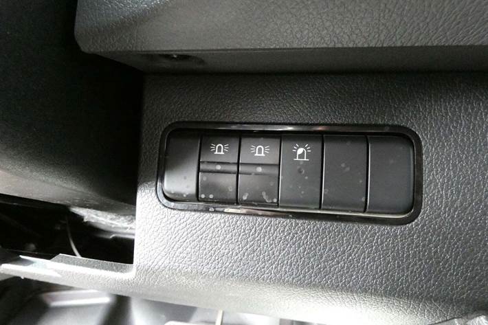 Orange Mercedes Sprinter 316 fra 2020