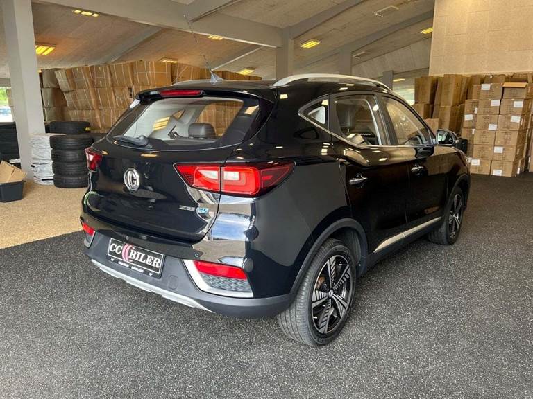 MG ZS EV Luxury