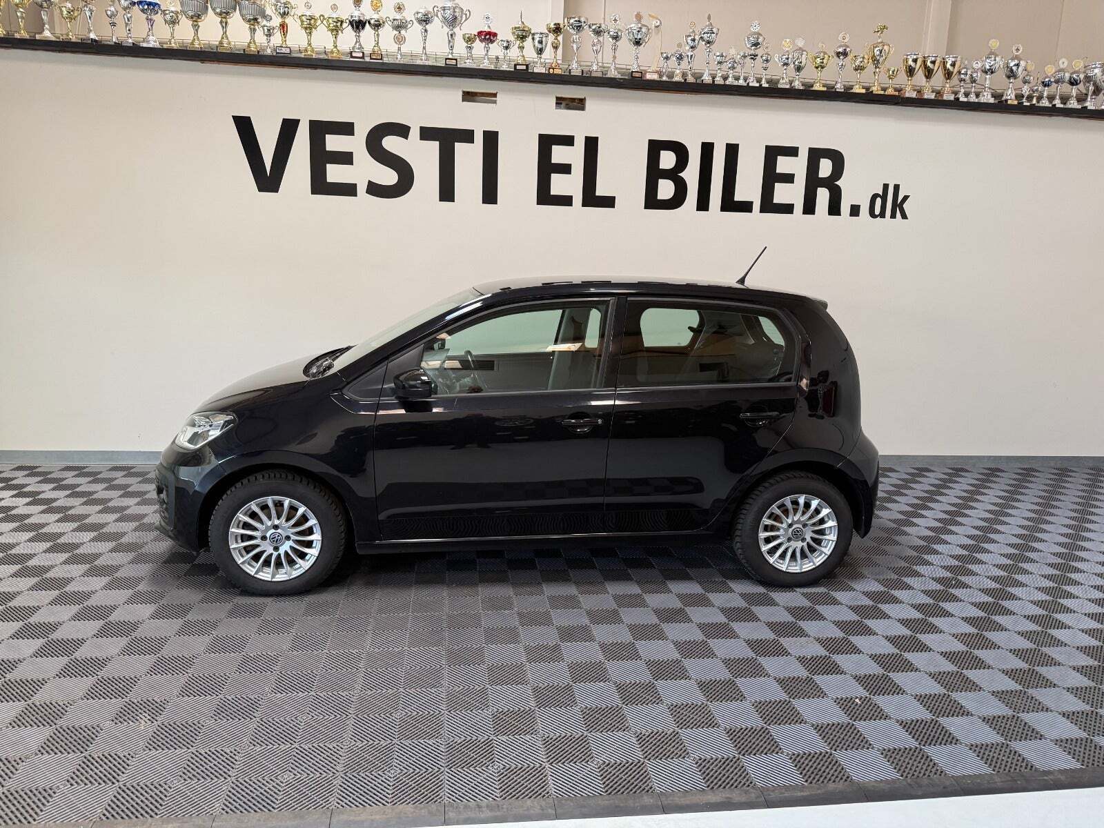 Sort VW UP! fra 2017