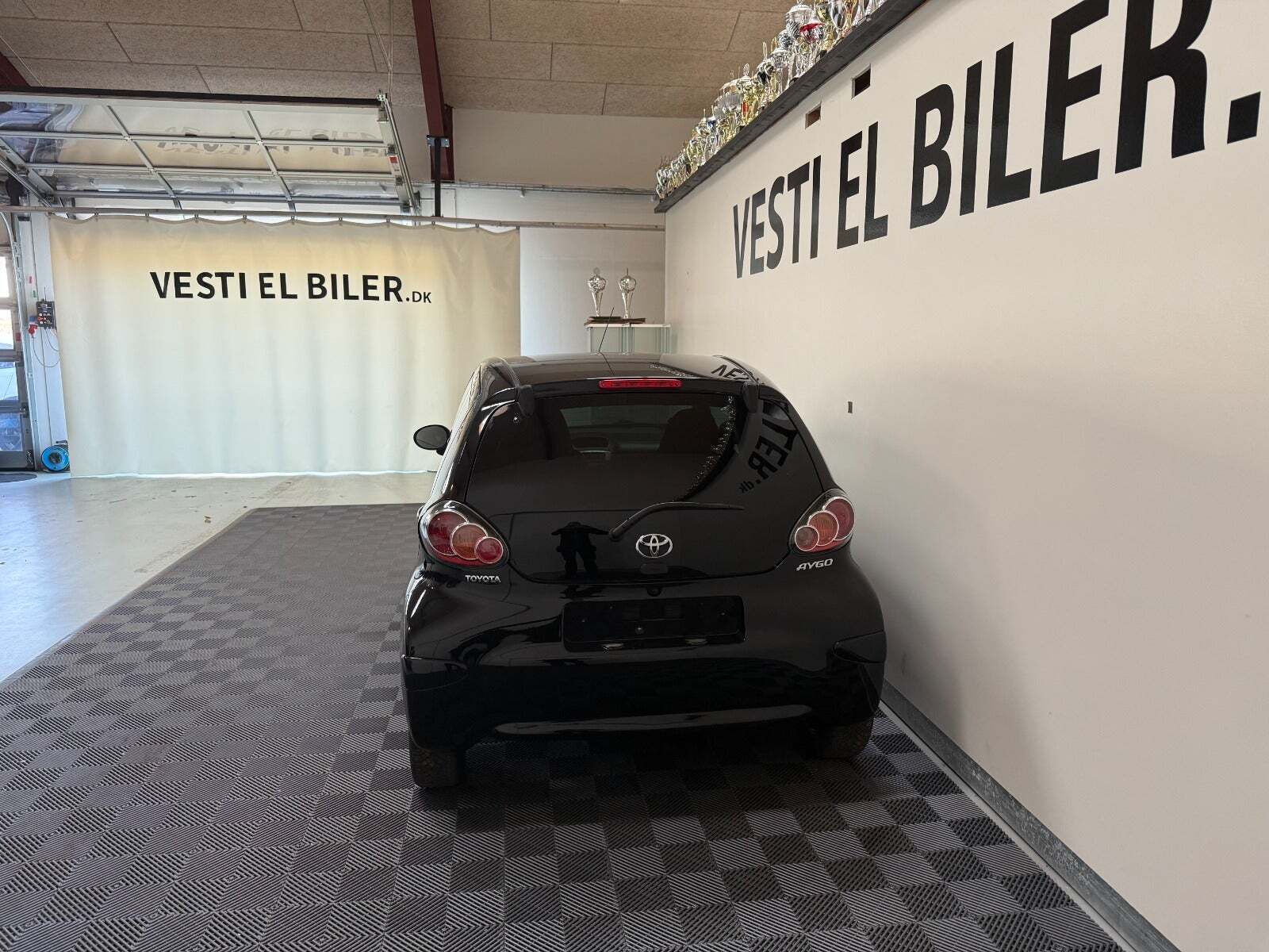 Sort Toyota Aygo fra 2012