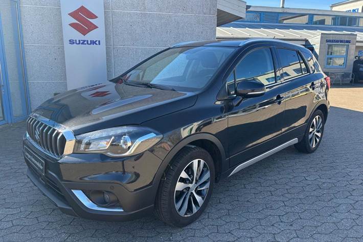 Sort Suzuki S-Cross fra 2020