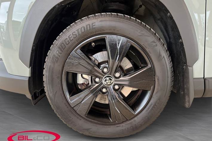 undefined Toyota Corolla Cross fra 2024