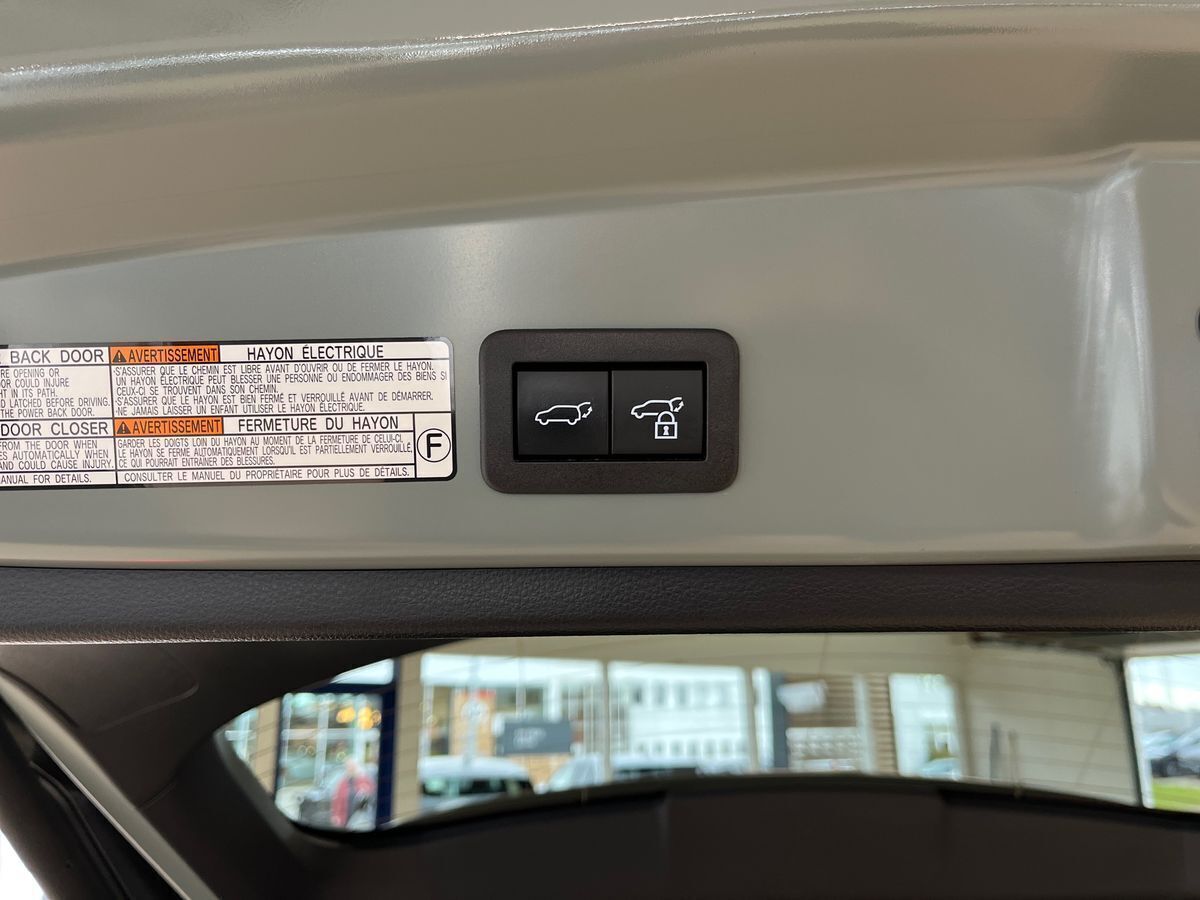 undefined Toyota Corolla Cross fra 2024