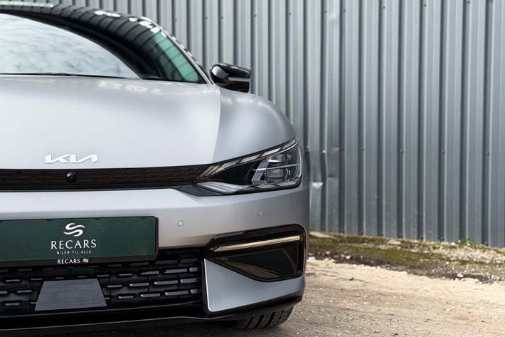 Grå Kia EV6 fra 2024