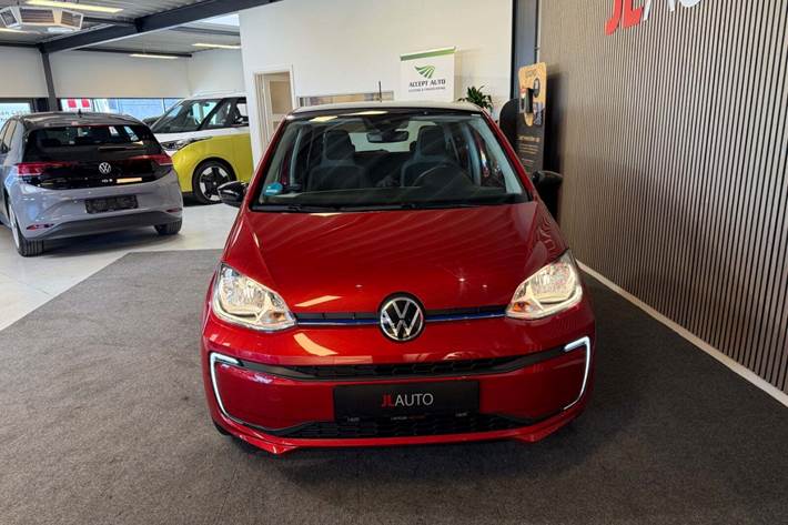 Rød VW E-UP! fra 2024