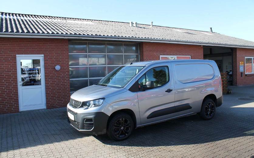 Peugeot Partner 1,5 BlueHDi 100 L2V2 Plus Van