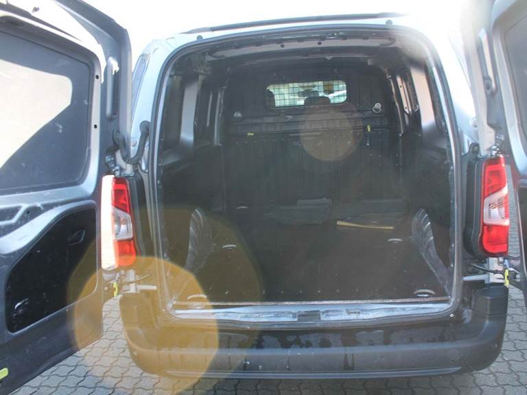 Peugeot Partner 1,5 BlueHDi 100 L2V2 Plus Van