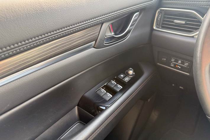 Grå Mazda CX-5 fra 2022