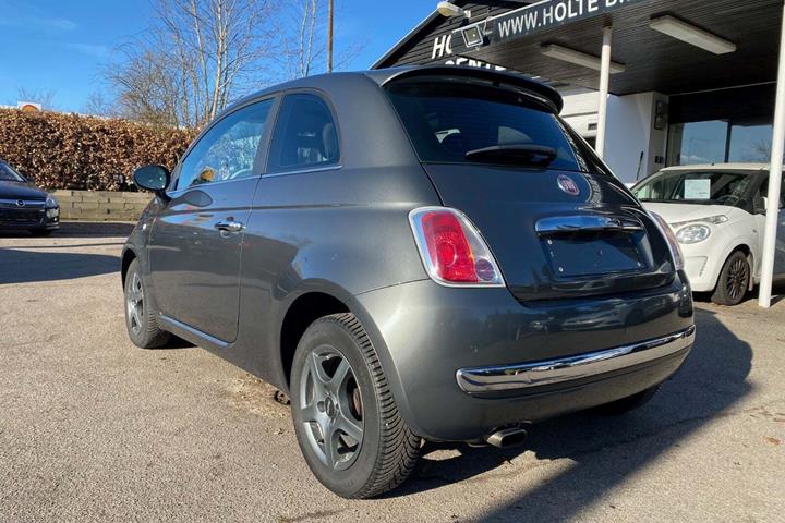 Grå Fiat 500 fra 2008