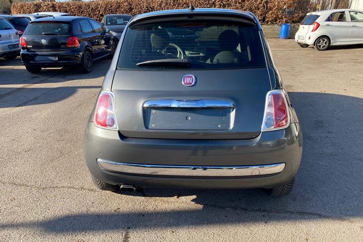 Grå Fiat 500 fra 2008