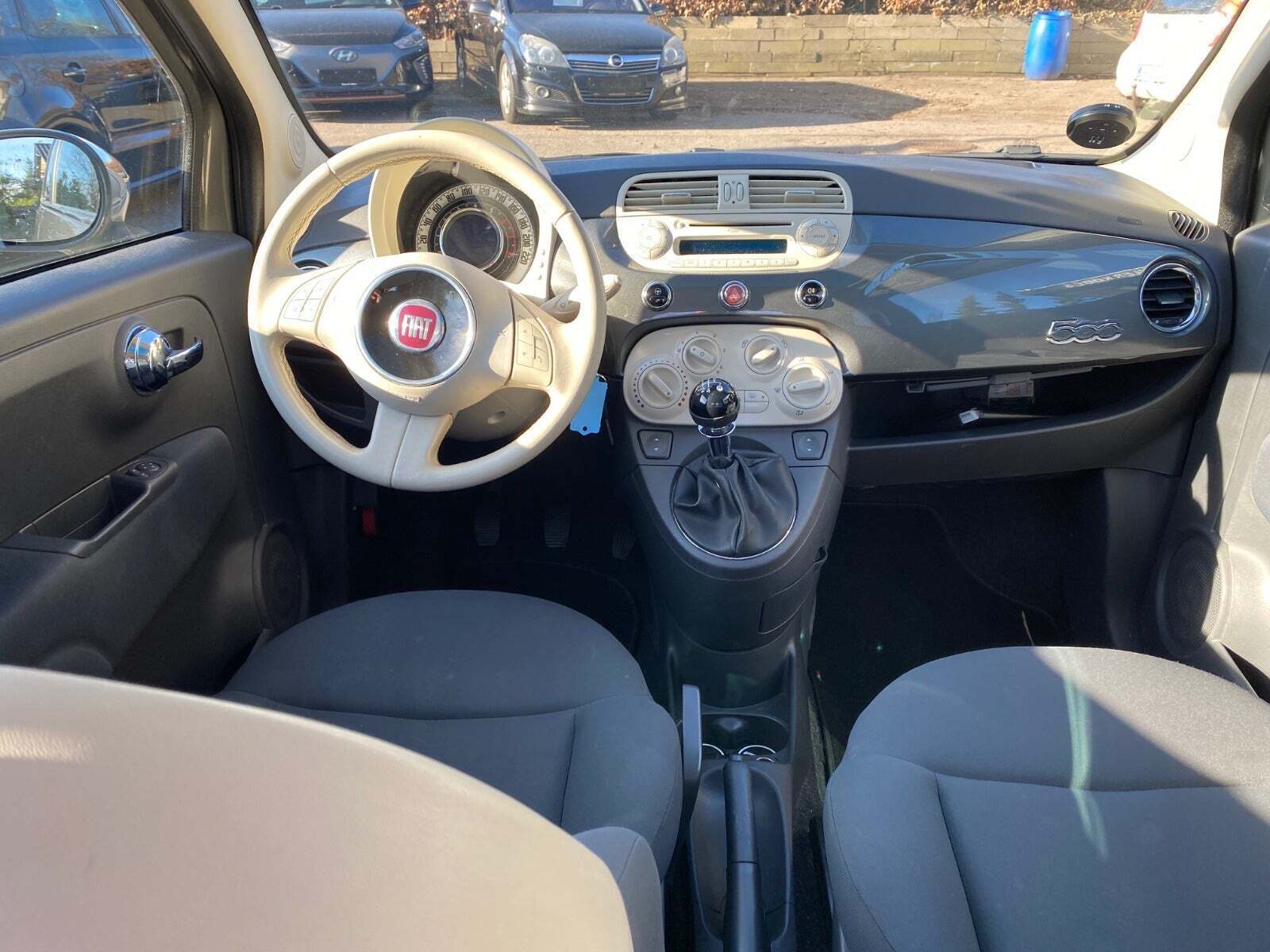 Grå Fiat 500 fra 2008