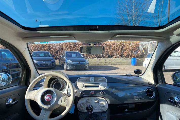 Grå Fiat 500 fra 2008