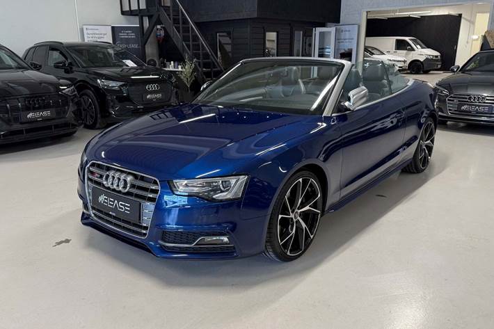 undefined Audi S5 fra 2014 set udefra