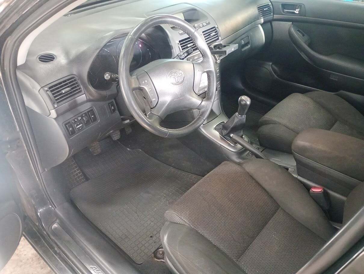 Toyota Avensis 1,8 VVT-i Elegance stc.