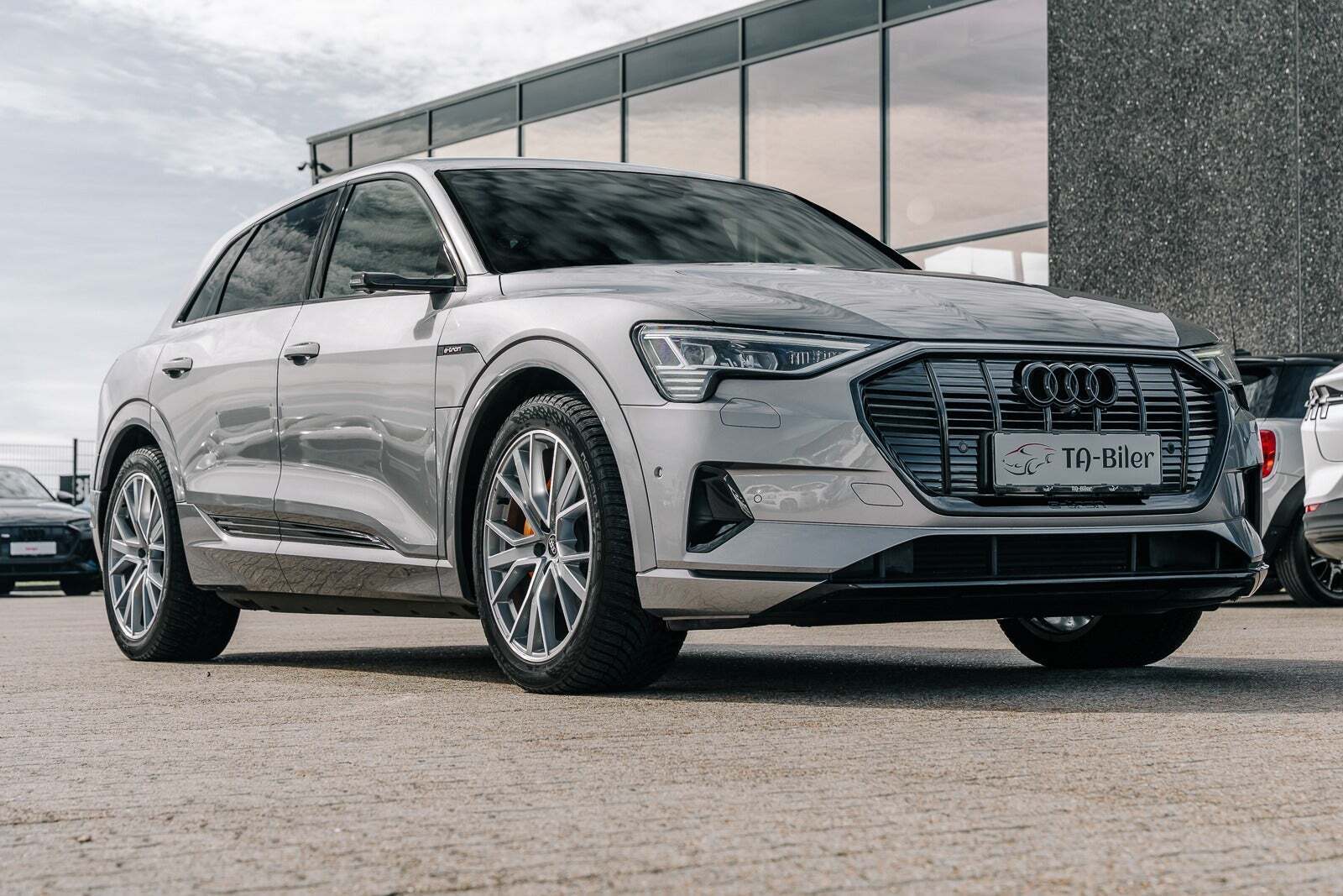 Audi e-tron 55 S-line quattro