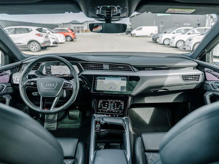 Audi e-tron 55 S-line quattro