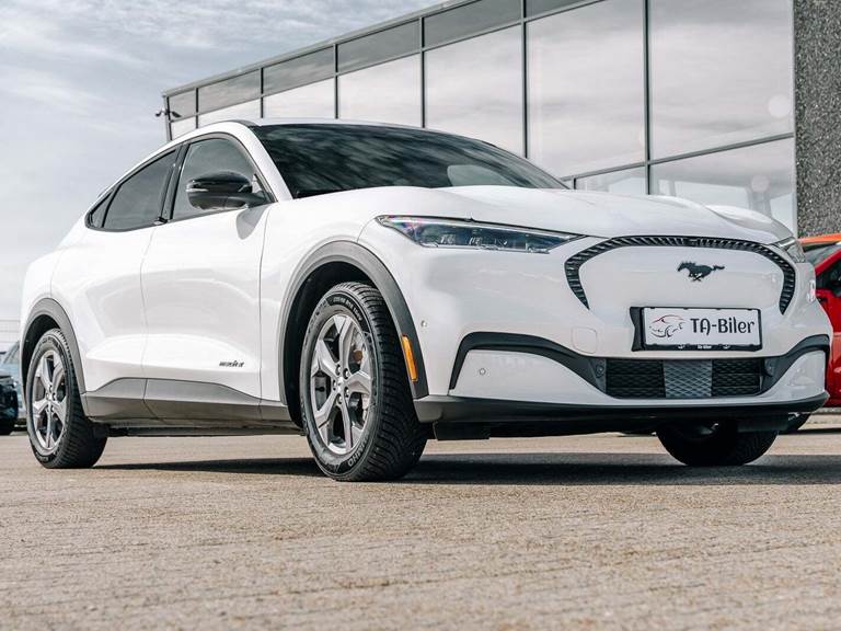 Ford Mustang Mach-E 70 Standard Range