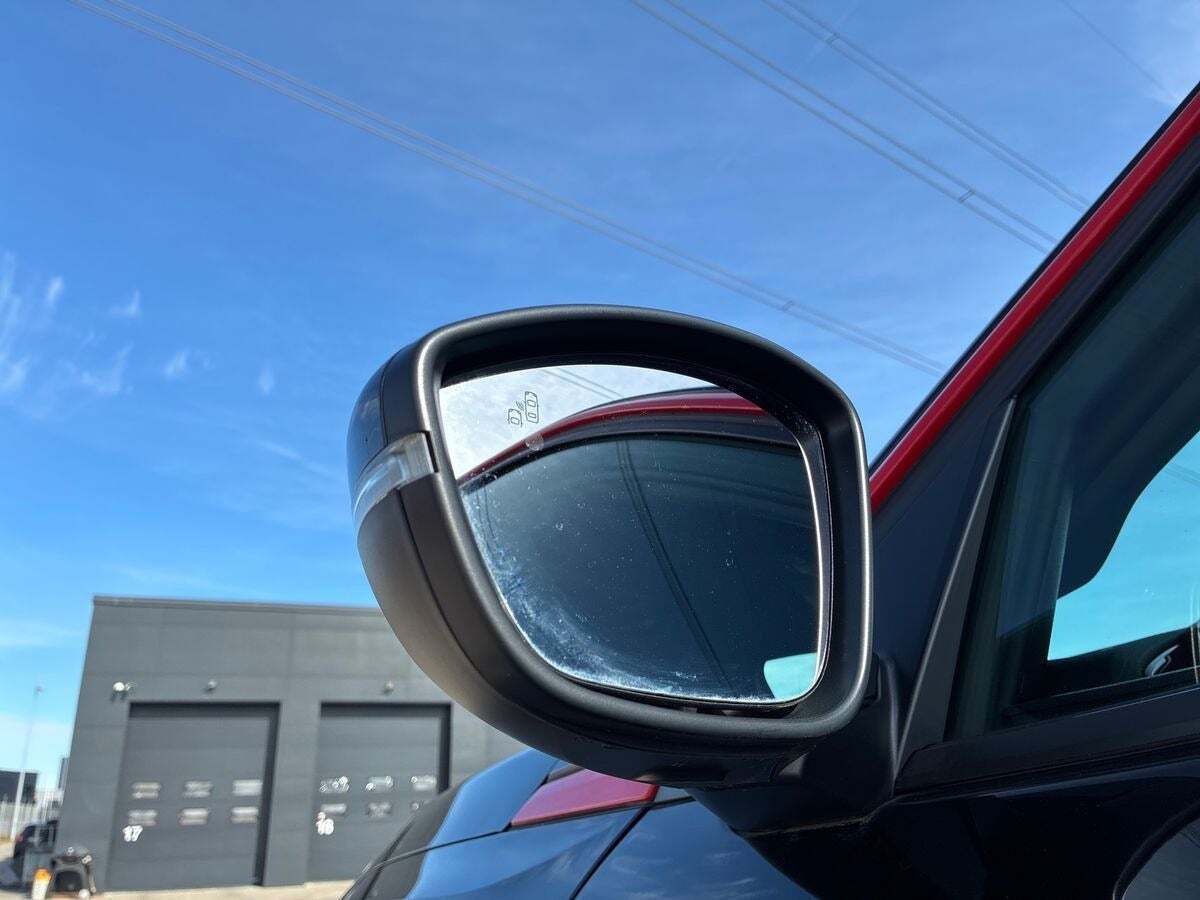 Sort Opel Mokka-e fra 2023