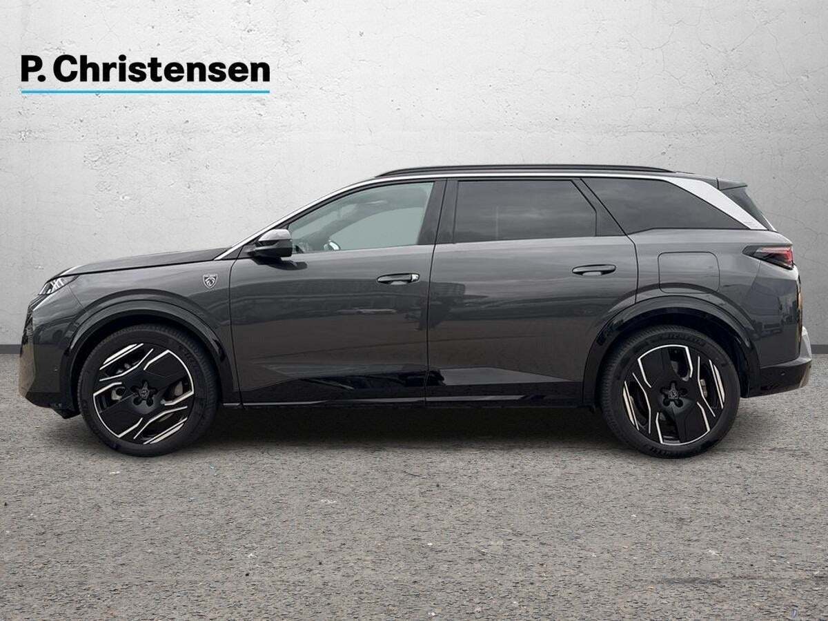 Peugeot e-5008 77 GT 7prs