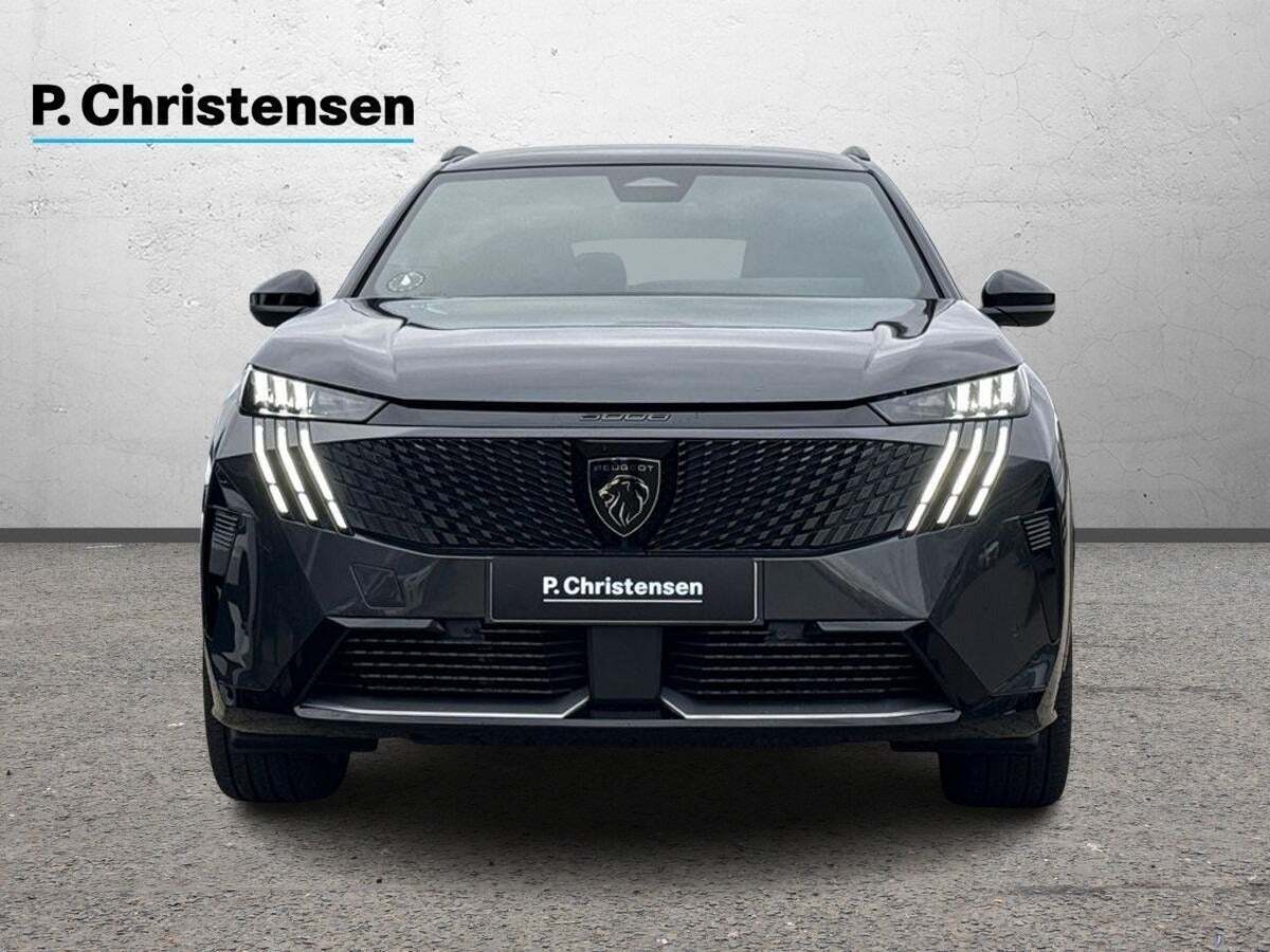 Peugeot e-5008 77 GT 7prs