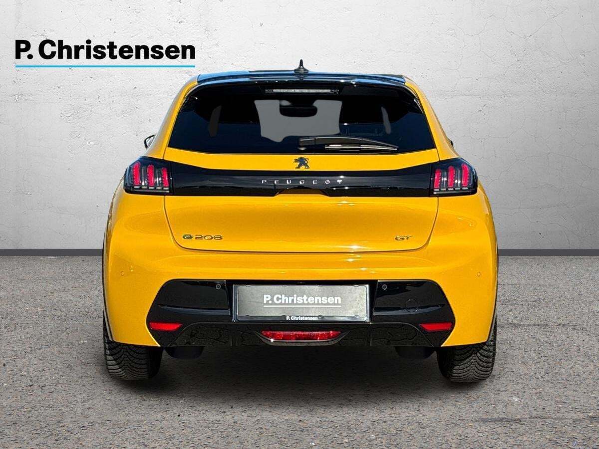 Peugeot e-208 50 GT