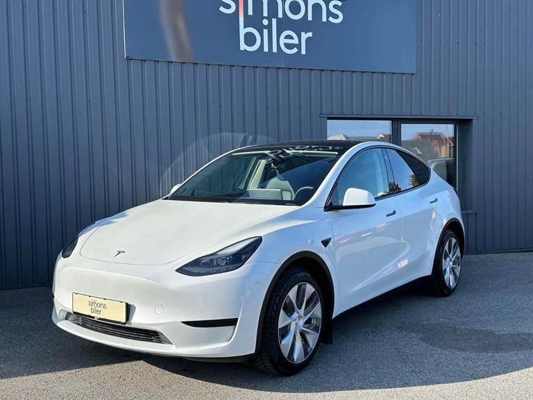 Tesla Model Y Long Range RWD