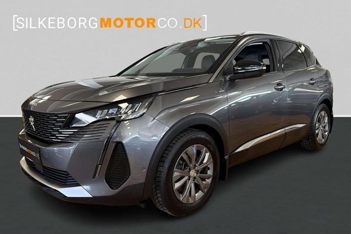 Grå Peugeot 3008 fra 2020 set udefra