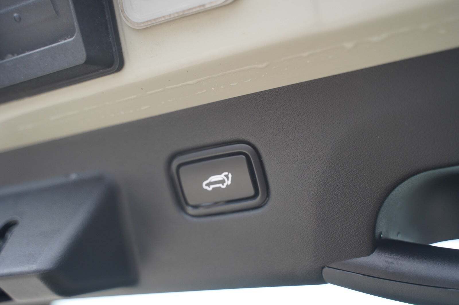 Beige Kia EV6 fra 2022