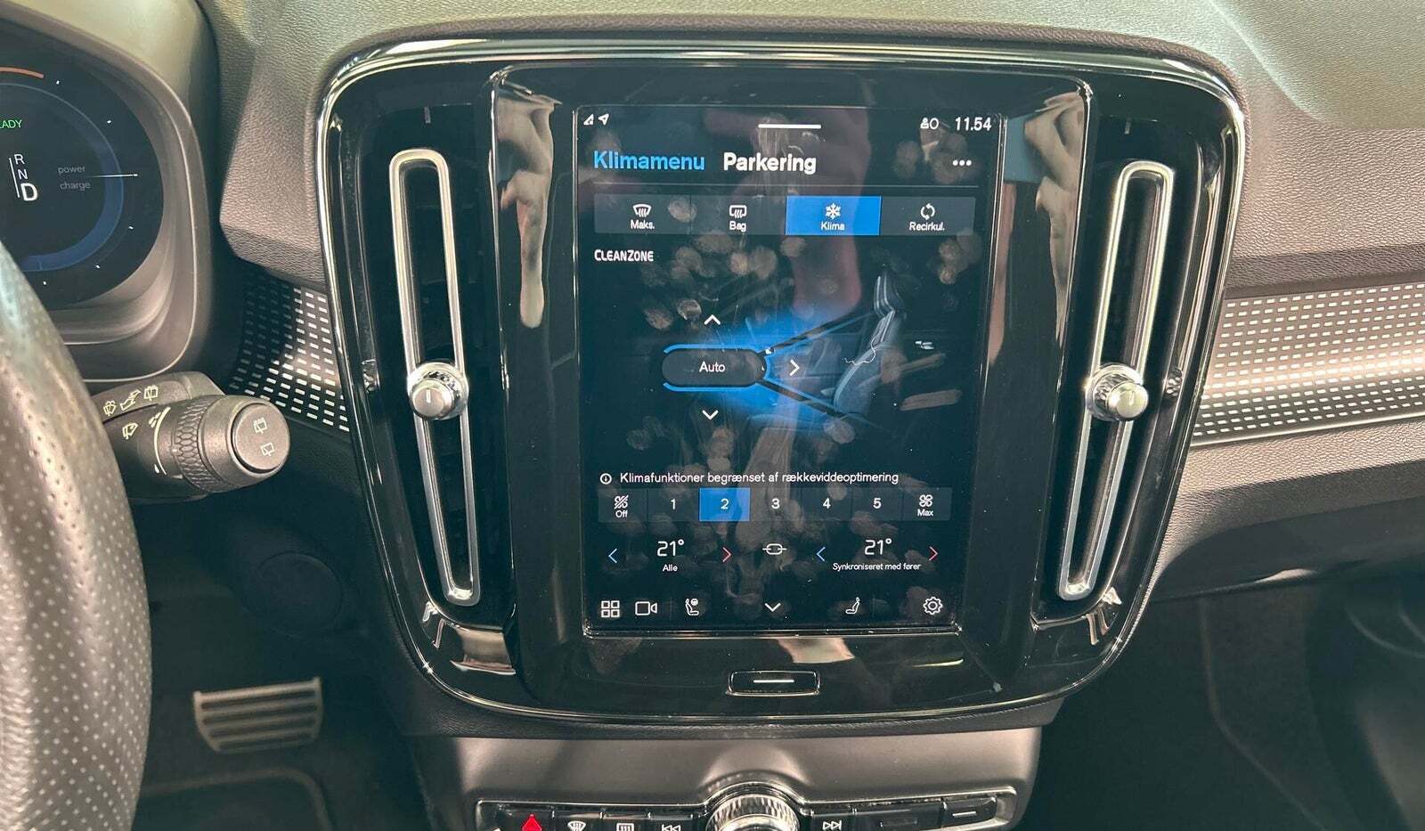 Sort Volvo XC40 fra 2021