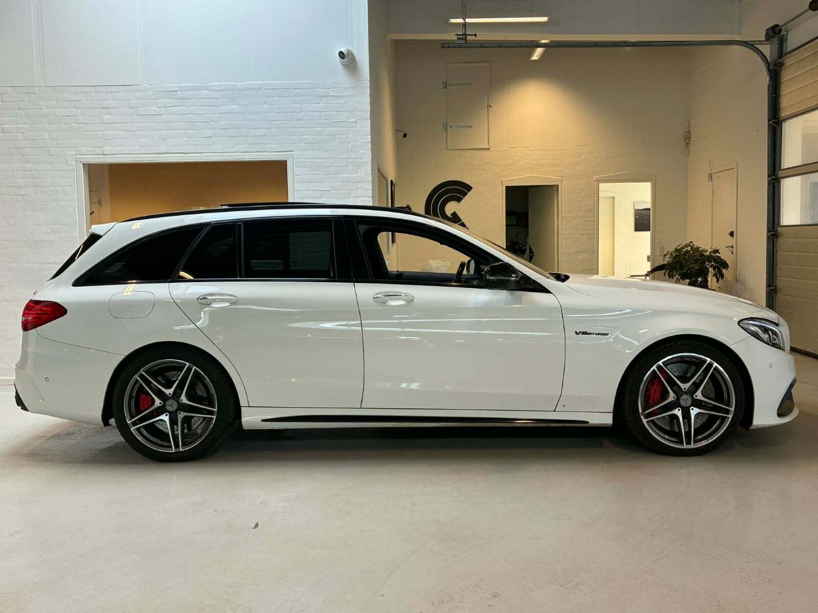 Mercedes C63 4,0 AMG S stc. aut.