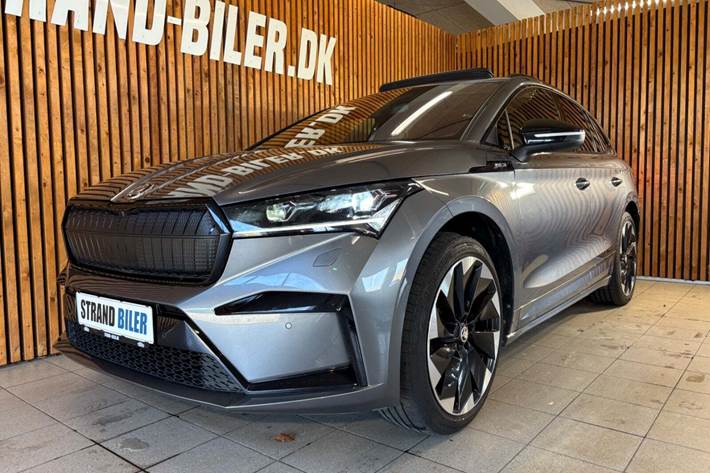 Grå Skoda Enyaq fra 2023