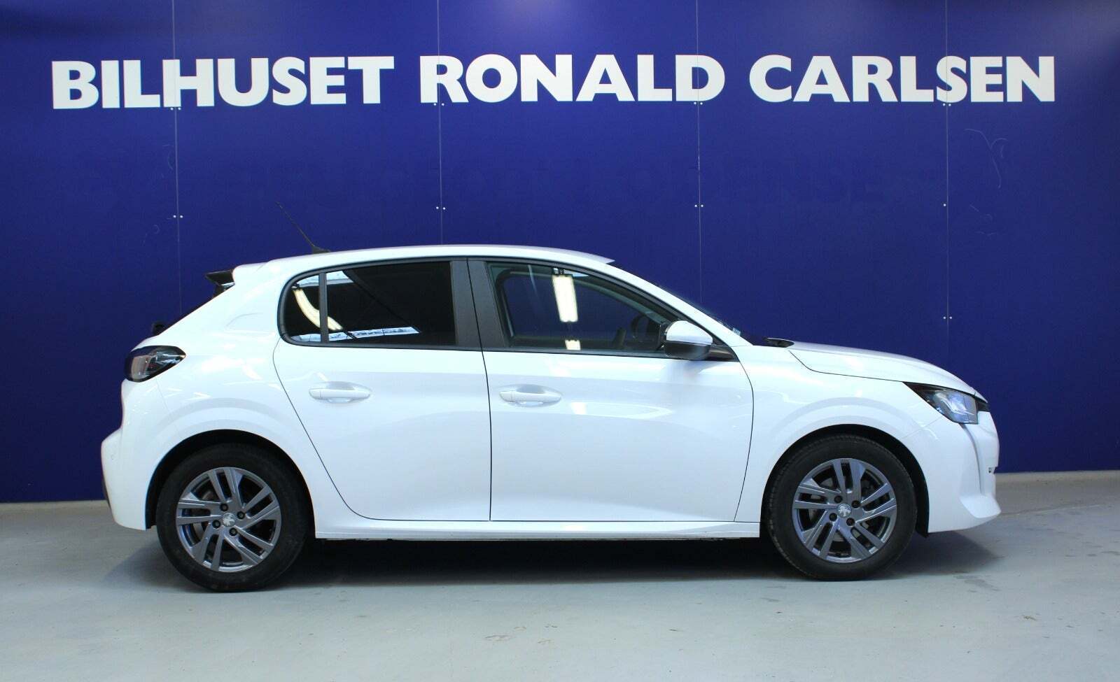 Hvid Peugeot 208 fra 2021