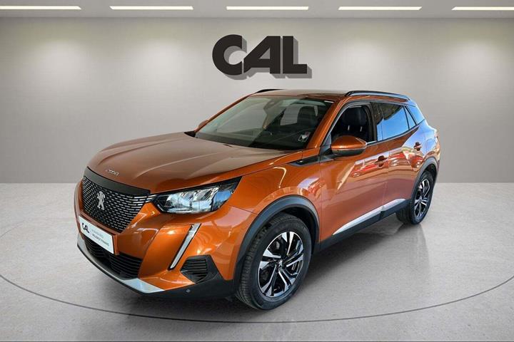 Bronze Peugeot 2008 fra 2020 set udefra