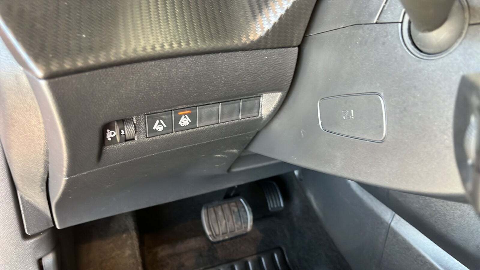 Bronze Peugeot 2008 fra 2020