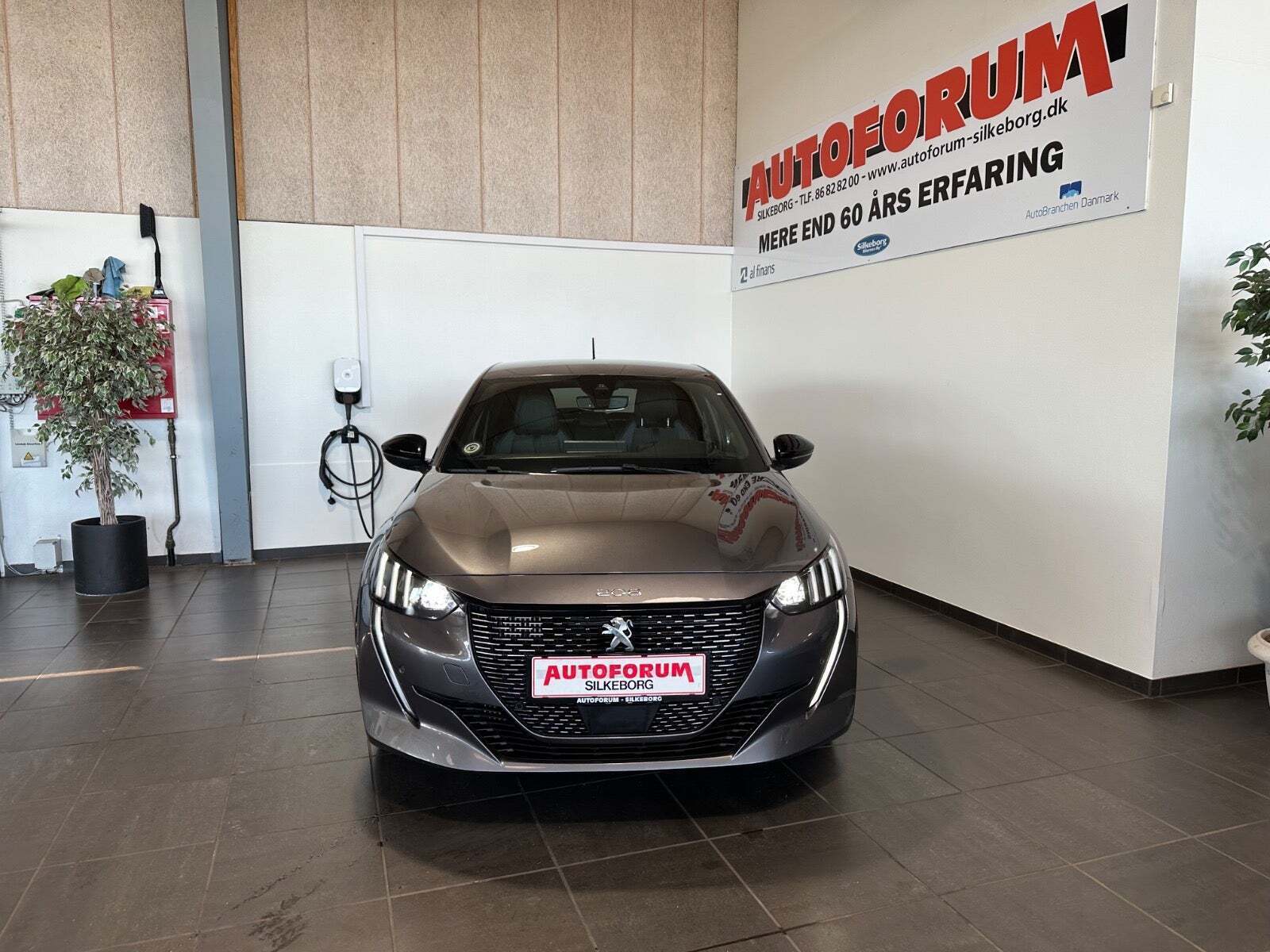 Peugeot 208 1,2 PureTech 100 GT