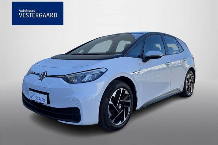 Hvid VW ID.3 fra 2023 set udefra