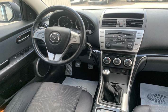 Sort Mazda 6 fra 2009