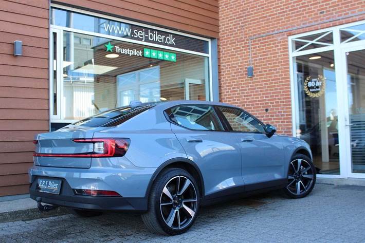 Grå Polestar 2 fra 2021