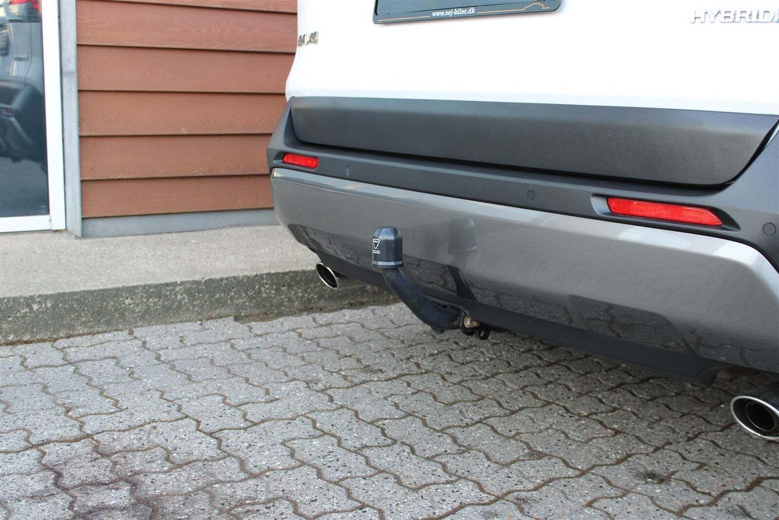 Hvid Toyota RAV4 fra 2021