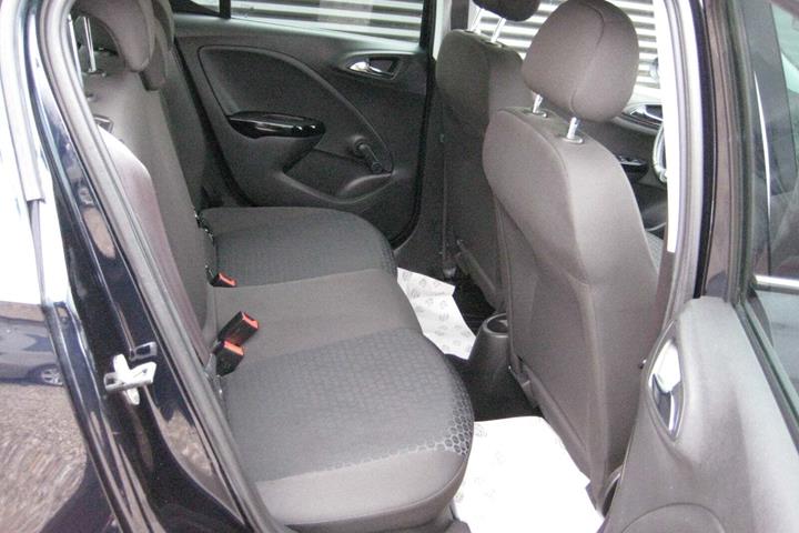 Blå Opel Corsa fra 2019
