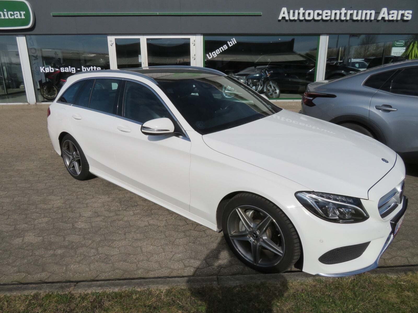 Mercedes C220 d 2,2 AMG Line stc. aut.