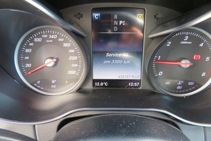 Hvid Mercedes C220 d fra 2017