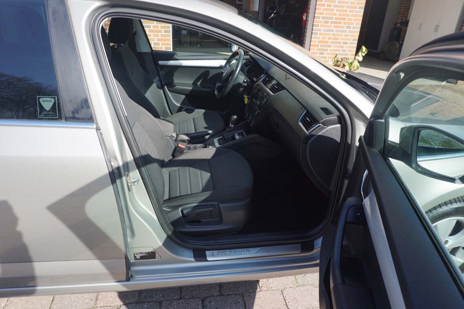 Skoda Octavia 1,4 TSi 140 Elegance Combi