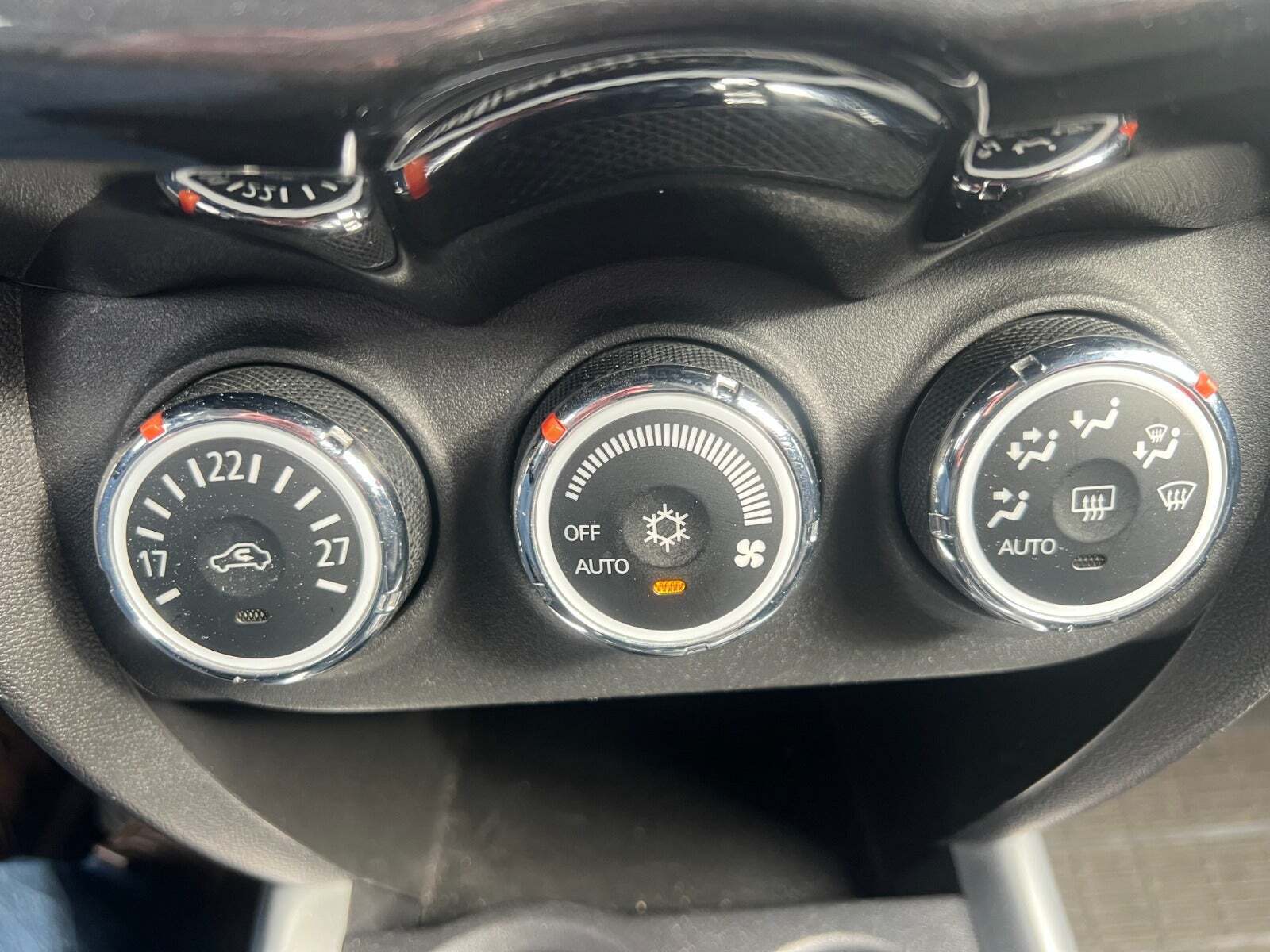 Hvid Mitsubishi ASX fra 2014