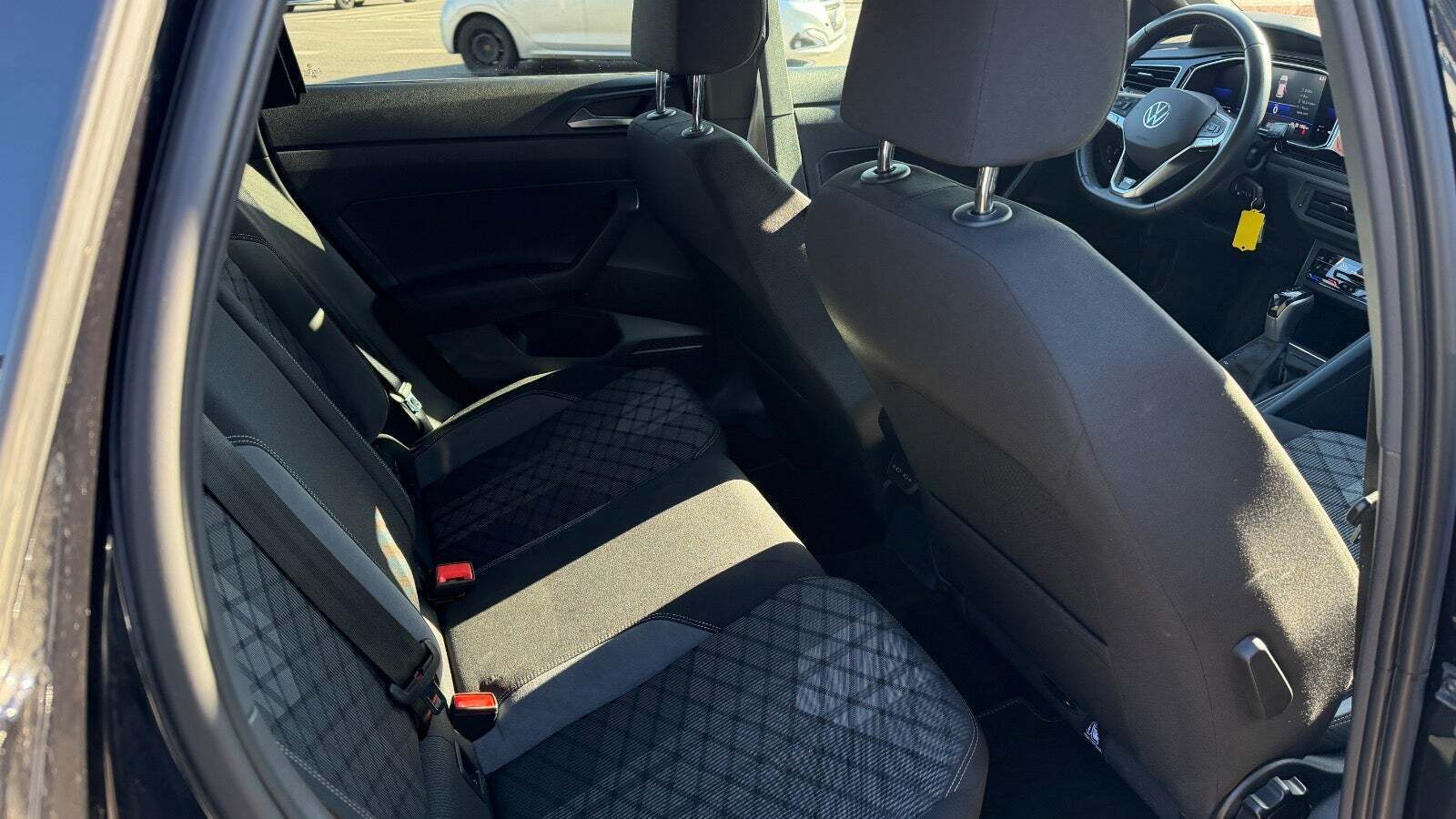 Sort VW Polo fra 2022